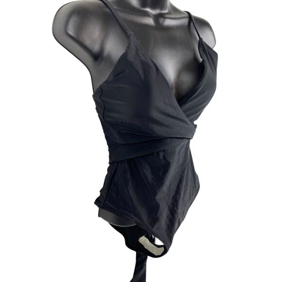 Aerie Black Wrap Swimsuit One Piece Size Medium Long Womens NEW V Neck Swimwear - Picture 3 of 8
